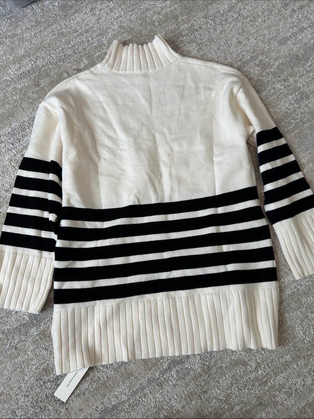 commense sweater
